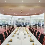 Delta By Marriott Centre