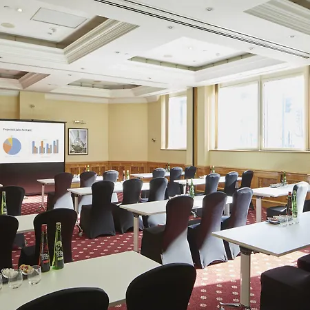 Delta By Marriott Centre