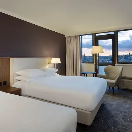 Delta By Marriott Centre 4*