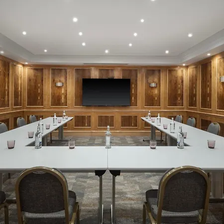 Delta By Marriott Centre 4* Бристоль