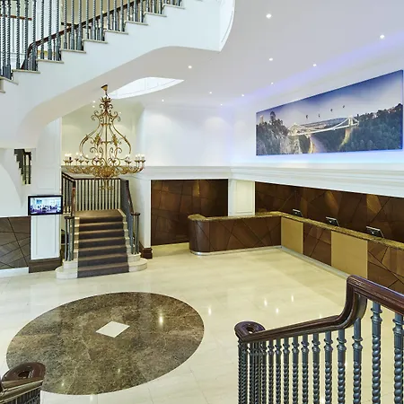 Delta By Marriott Centre 4*