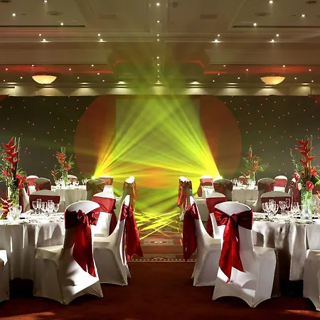Otel Delta By Marriott Centre 4*