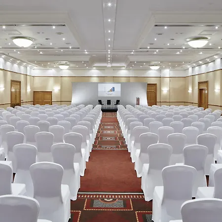 Otel Delta By Marriott Centre 4*