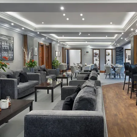 Delta By Marriott Centre 4*