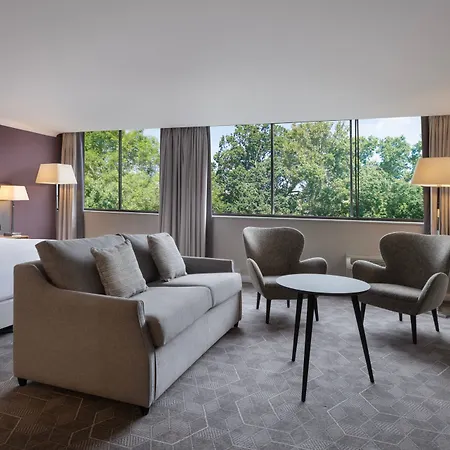 Delta By Marriott Centre Hotel