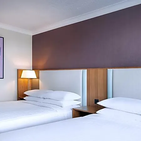 Hotel Delta By Marriott Centre 4*