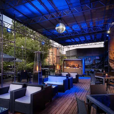 Delta By Marriott Centre 4*
