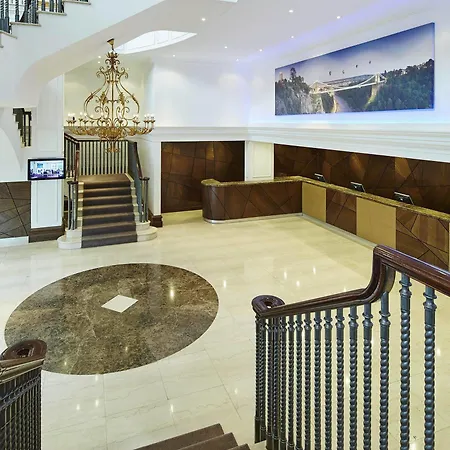 Delta By Marriott Centre Hotel