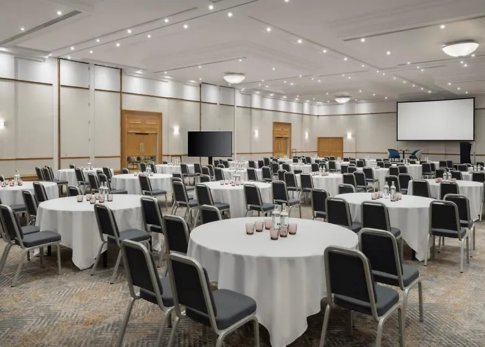 Delta By Marriott Centre