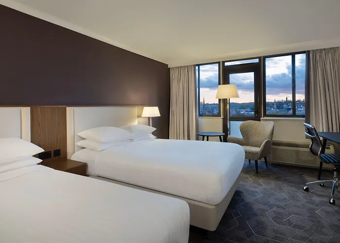 Delta By Marriott Centre 4*