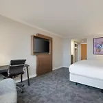 فندق Delta By Marriott Centre