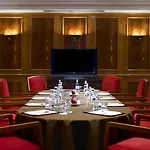 Delta By Marriott Centre 4*