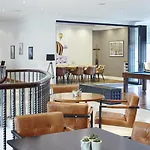 Delta By Marriott Centre 4*