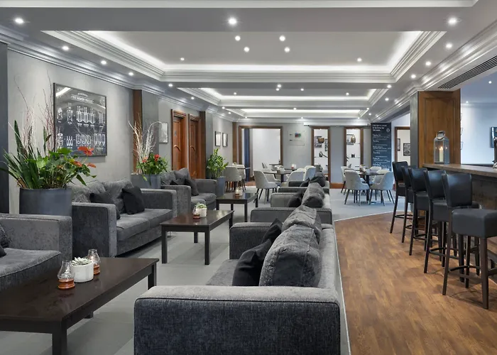 Delta By Marriott Centre 4*